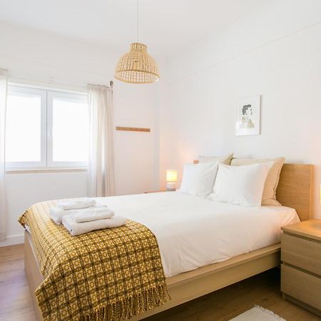 Apartamento central e confortável junto ao bairro da Graça Lisboa Exterior foto